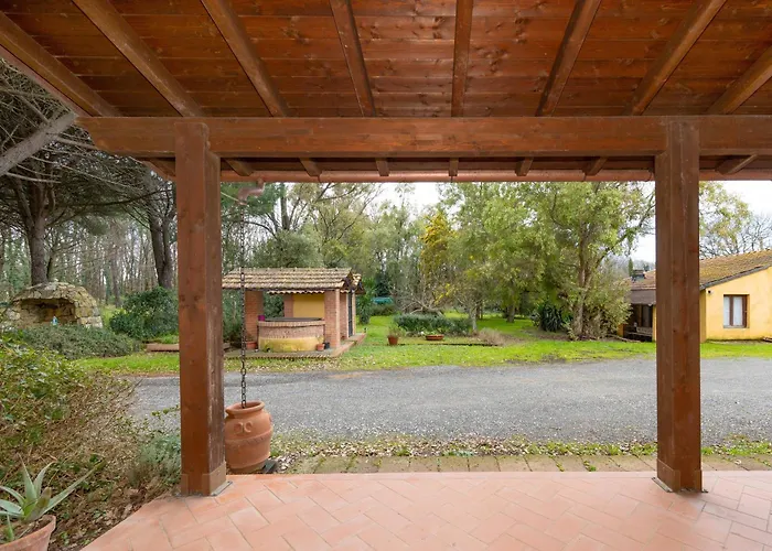 Podere La Grande Quercia ロジニャーノ・マリッティモ