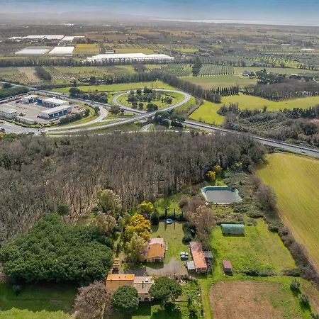 Podere La Grande Quercia Farm stay