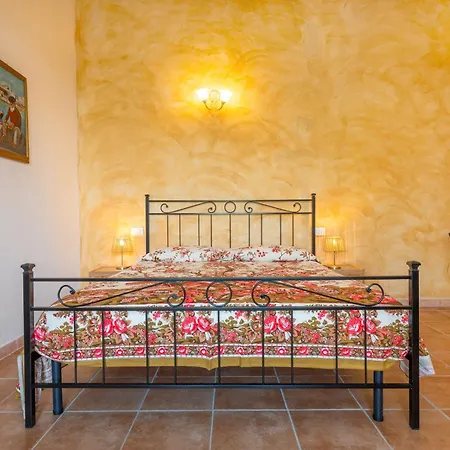 Podere La Grande Quercia Farm stay *